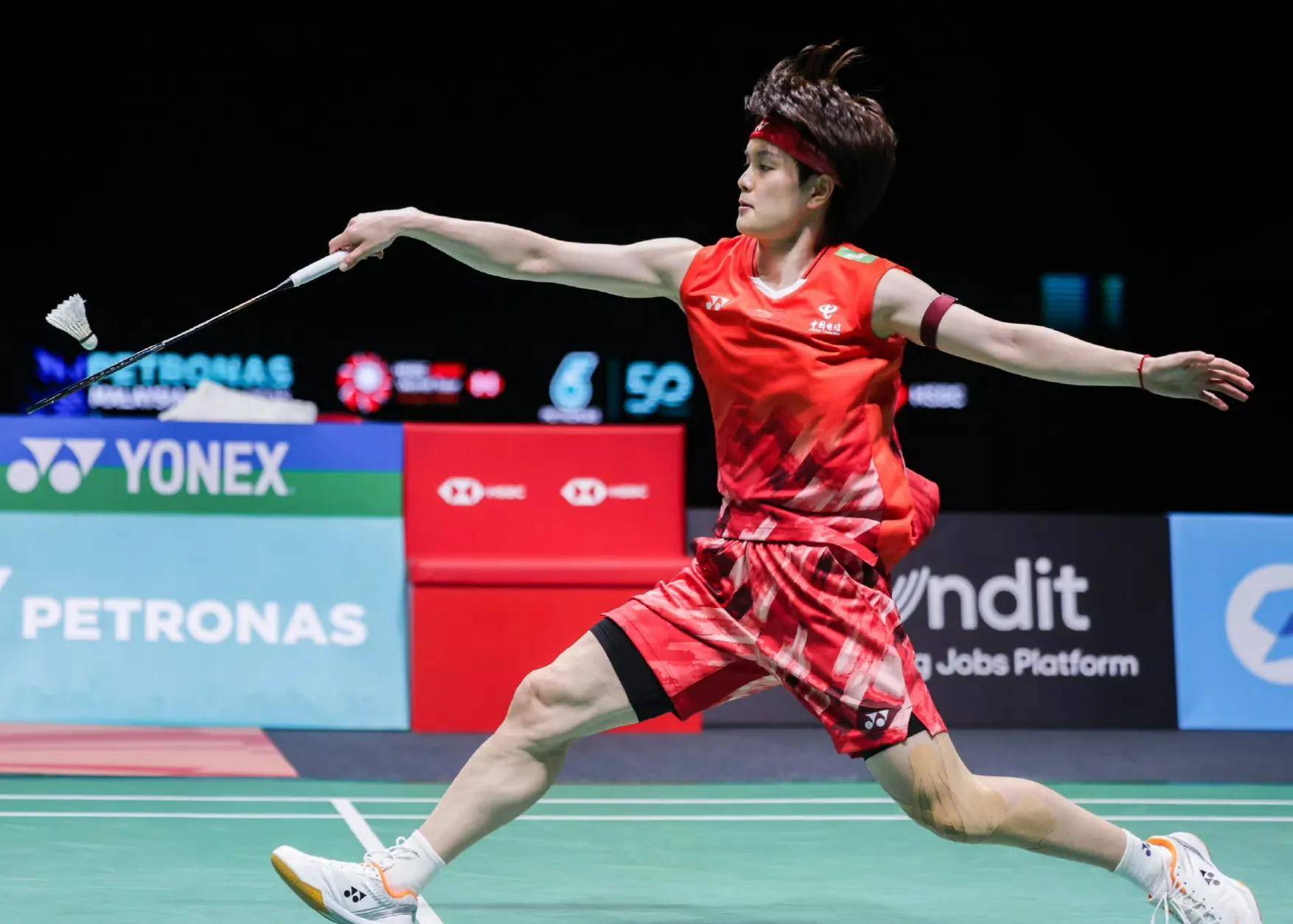 印度羽毛球队鏖战印尼羽毛球队，辛杜一己之力扛起全队