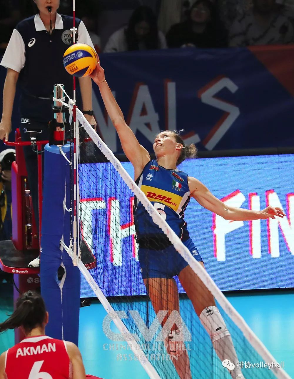 波兰乒乓球队横扫瑞典乒乓球队，水谷隼绝境逆转的简单介绍