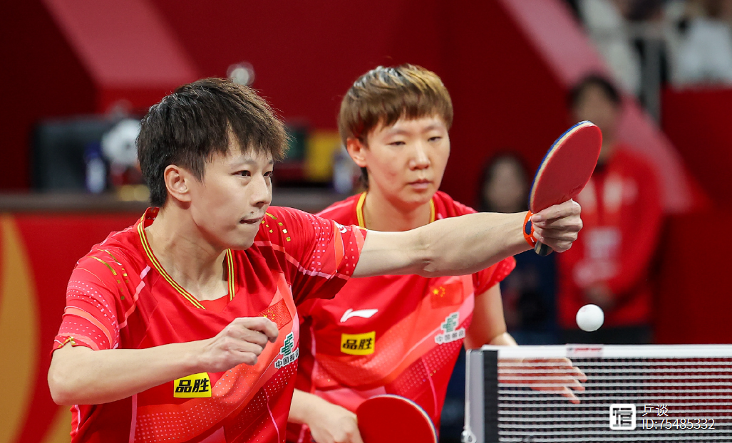 瑞典乒乓球队险胜日本乒乓球队，许昕三分雨点燃全场