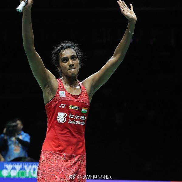 丹麦羽毛球队碾压印度羽毛球队，马琳绝境逆转