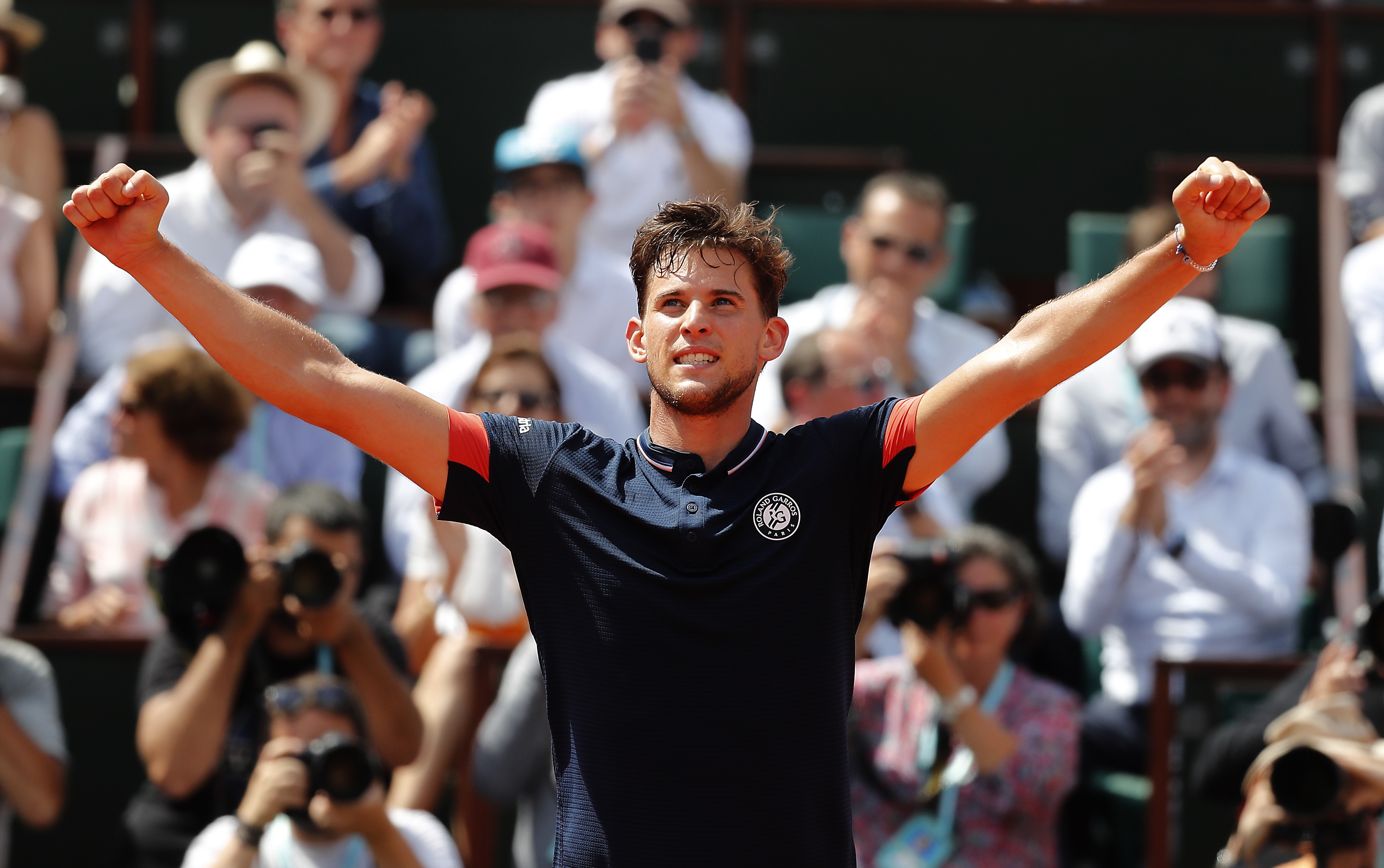 联合杯横扫法网，蒂姆惊艳四座