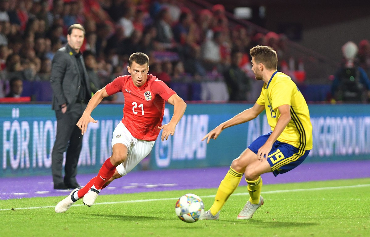 卢森堡运动员斩获个人荣誉，备受瞩目