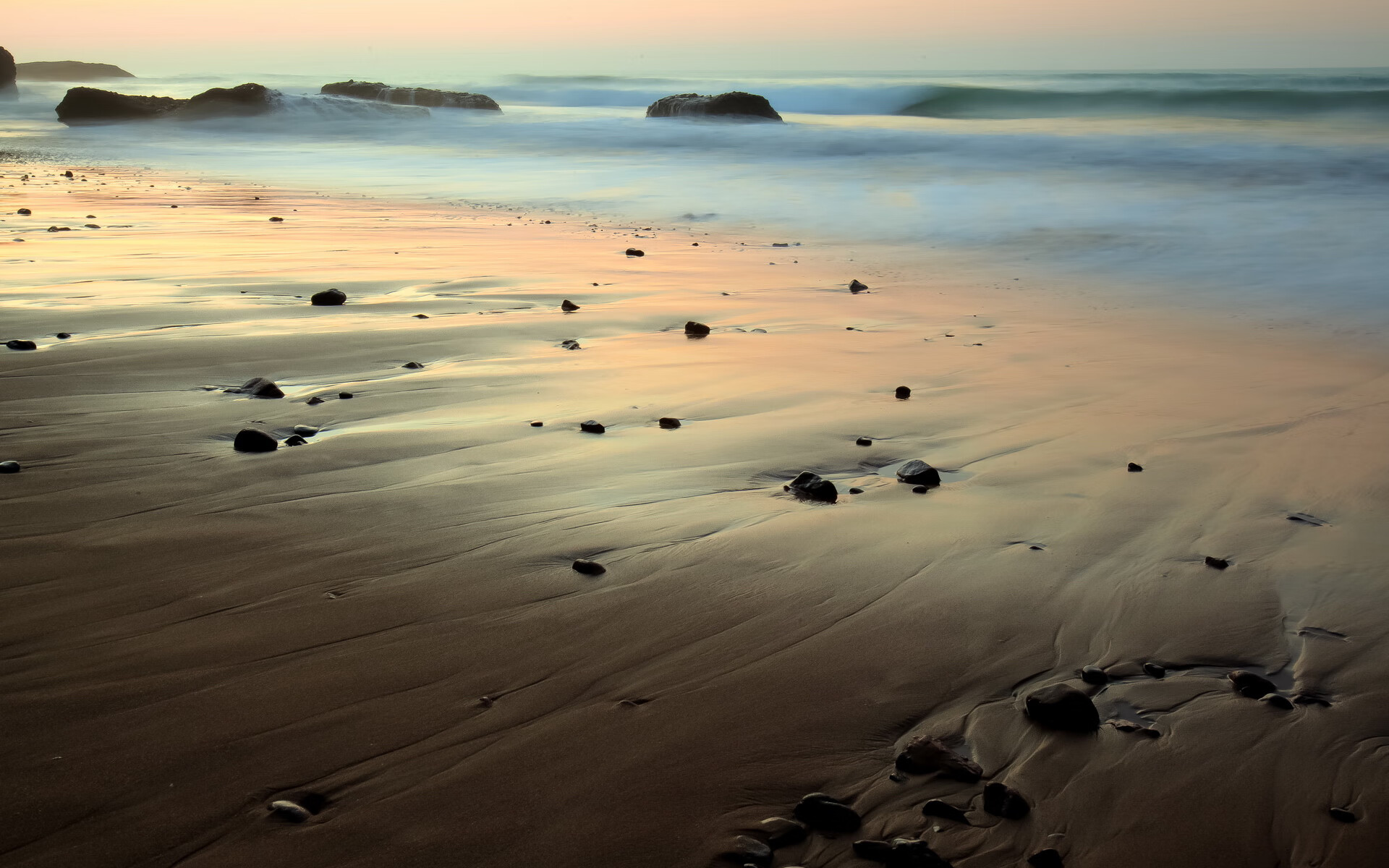 奥亚尔萨瓦尔导演逆转好戏，摩纳哥友谊赛力克委内瑞拉