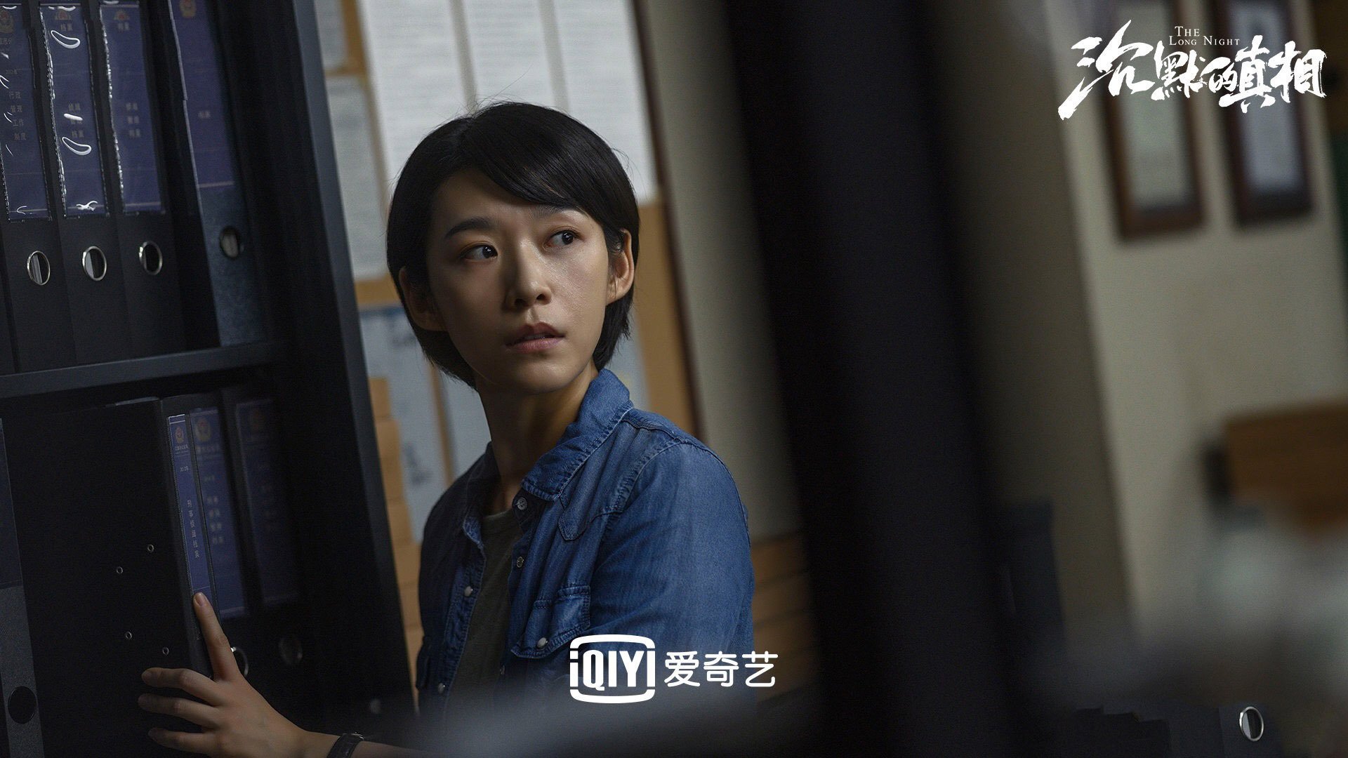 让我们先确定一个能抓住眼球、体现唯一性和史诗感的标题